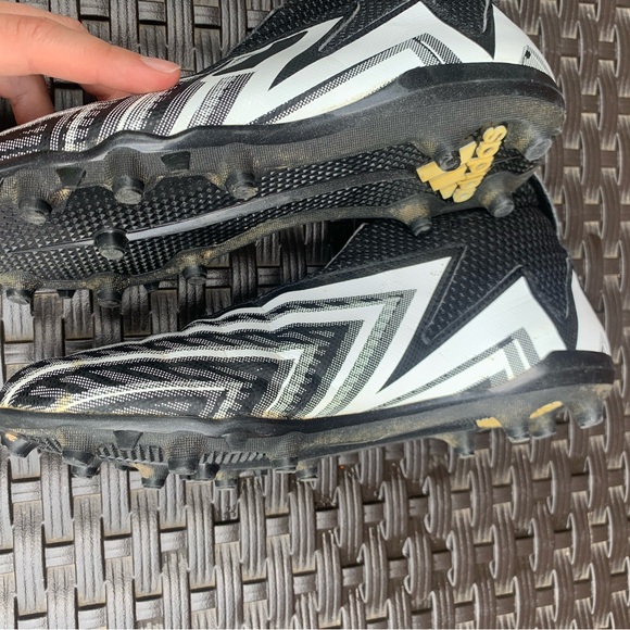 Adidas Freak football cleats, slip on high top molded cleats, men’s size 7.5 - Picture 6 of 7